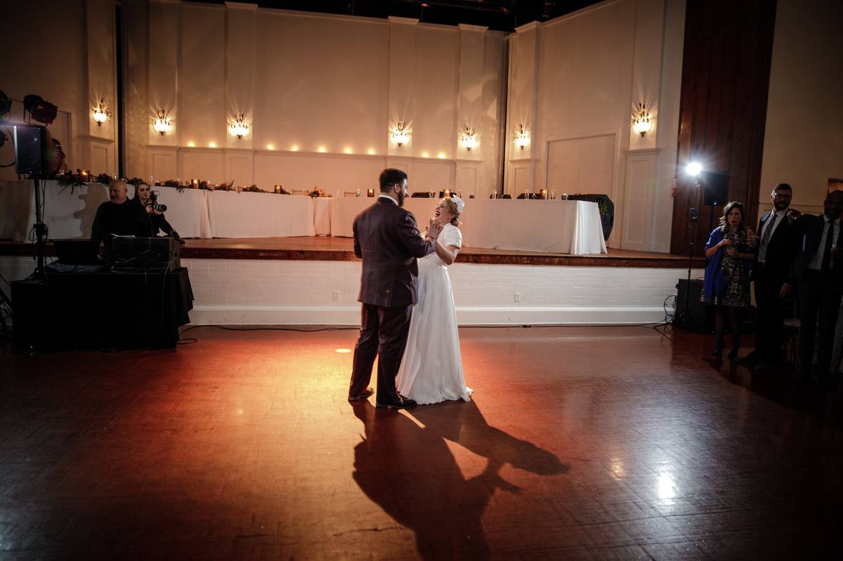 first dance bride and groom
